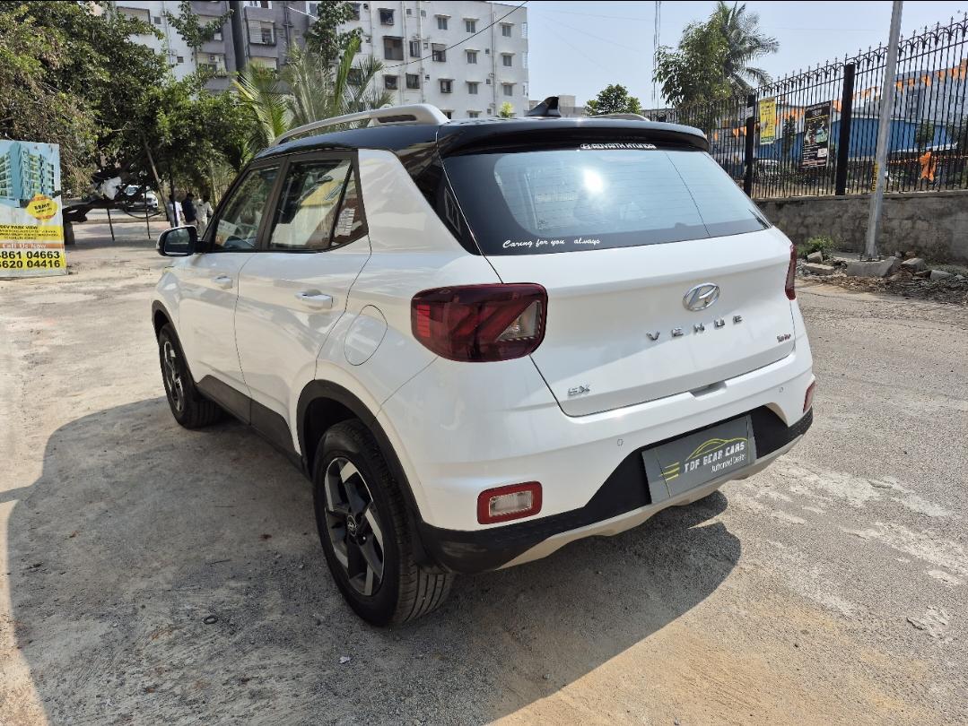 यूज़्ड 2020 ह्युंडई वेन्यू, Singasandra, Bangalore 2 यूज़्ड 2020 ह्युंडई वेन्यू, Singasandra, Bangalore 2