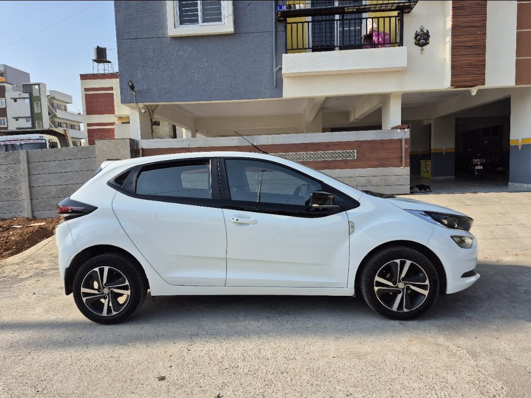 यूज़्ड 2020 टाटा अलट्रोज़, Singasandra, Bangalore 5 यूज़्ड 2020 टाटा अलट्रोज़, Singasandra, Bangalore 5