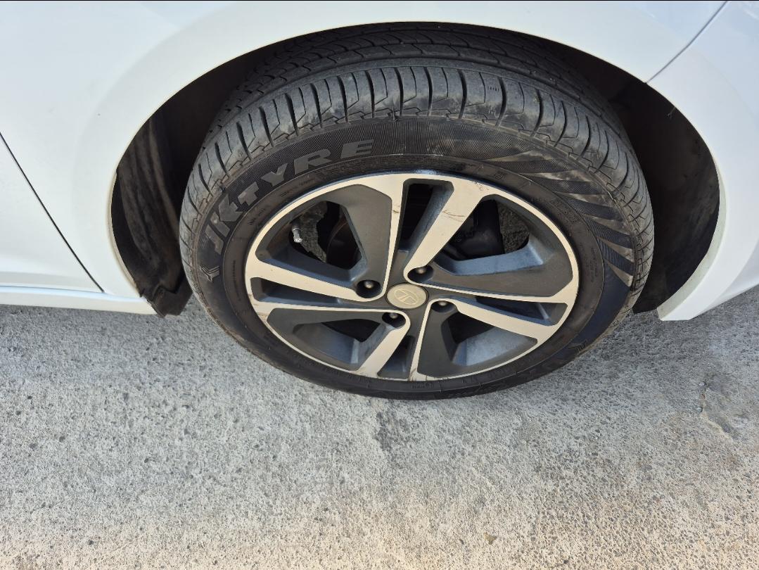 यूज़्ड 2020 टाटा अलट्रोज़, Singasandra, Bangalore 8 यूज़्ड 2020 टाटा अलट्रोज़, Singasandra, Bangalore 8