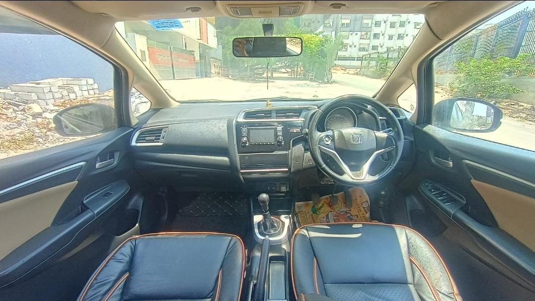 यूज़्ड 2017 होंडा जैज़, Singasandra, Bangalore 11 यूज़्ड 2017 होंडा जैज़, Singasandra, Bangalore 11