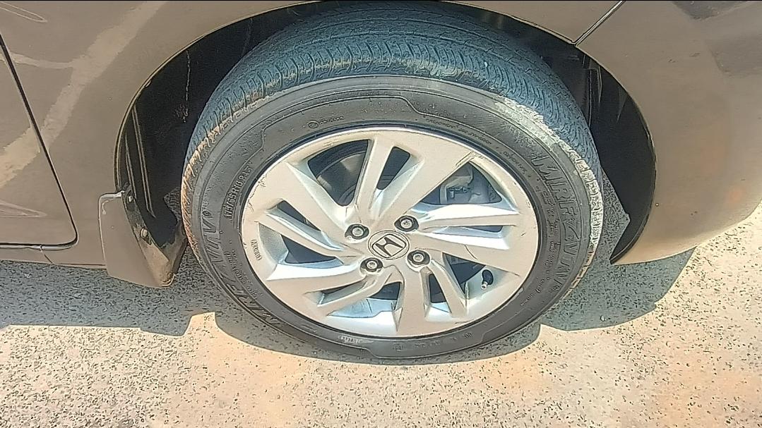 यूज़्ड 2017 होंडा जैज़, Singasandra, Bangalore 8 यूज़्ड 2017 होंडा जैज़, Singasandra, Bangalore 8