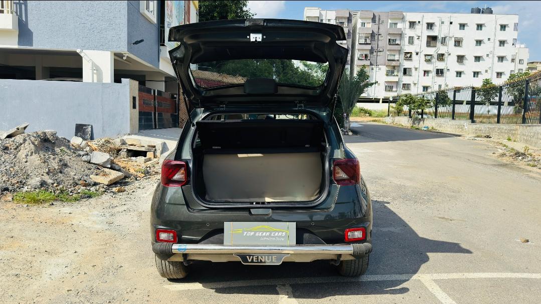 यूज़्ड 2020 ह्युंडई वेन्यू, Singasandra, Bangalore 9 यूज़्ड 2020 ह्युंडई वेन्यू, Singasandra, Bangalore 9