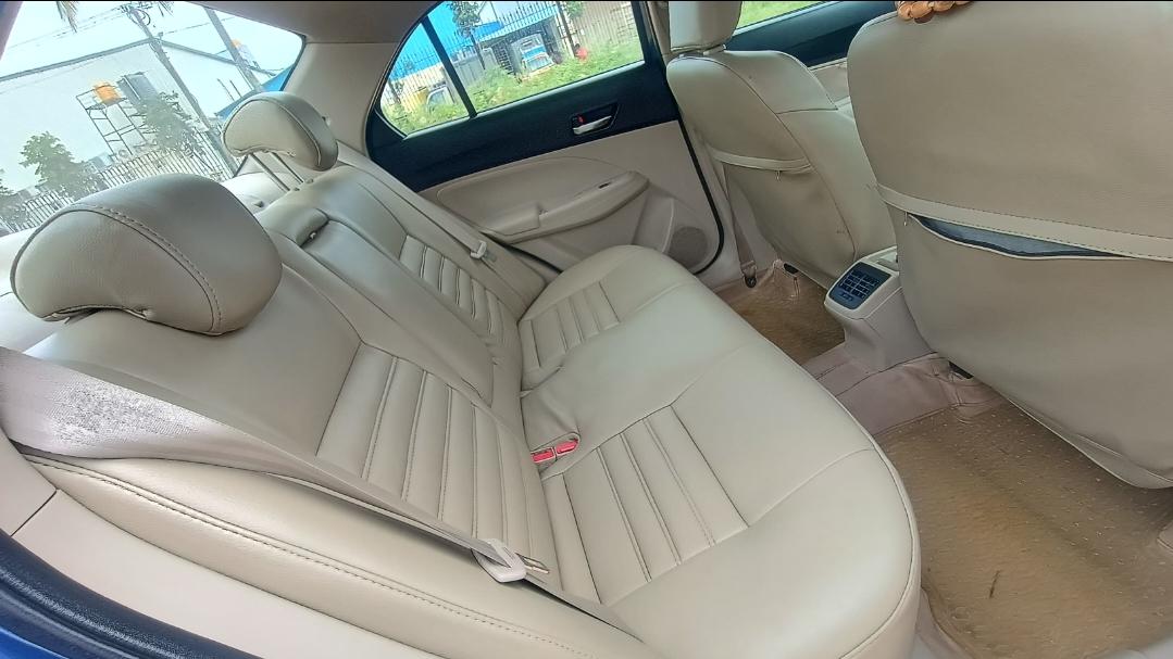 यूज़्ड 2017 मारुति सुजुकी स्विफ्ट डिज़ायर, Singasandra, Bangalore 14 यूज़्ड 2017 मारुति सुजुकी स्विफ्ट डिज़ायर, Singasandra, Bangalore 14