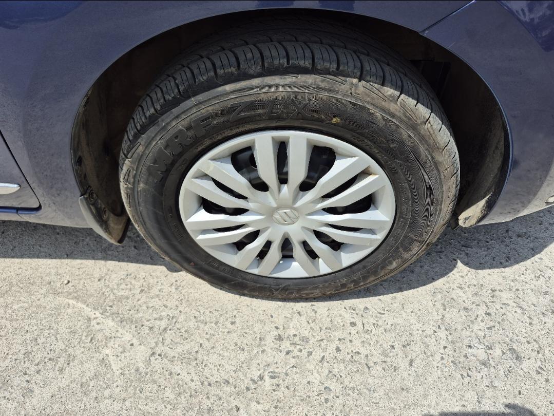 यूज़्ड 2017 मारुति सुजुकी स्विफ्ट डिज़ायर, Singasandra, Bangalore 8 यूज़्ड 2017 मारुति सुजुकी स्विफ्ट डिज़ायर, Singasandra, Bangalore 8