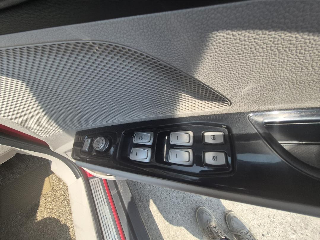 यूज़्ड 2019 महिंद्रा एक्सयूवी300, Singasandra, Bangalore 16 यूज़्ड 2019 महिंद्रा एक्सयूवी300, Singasandra, Bangalore 16