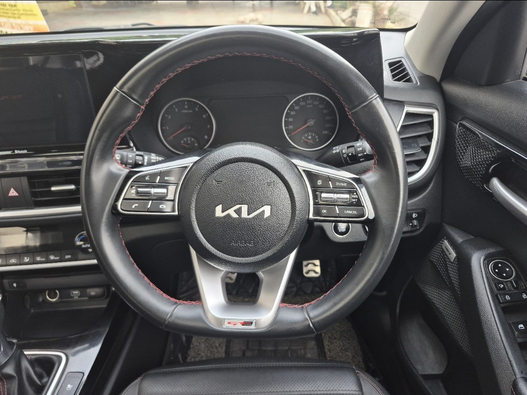 Used 2022 Kia Seltos Used 2022 Kia Seltos