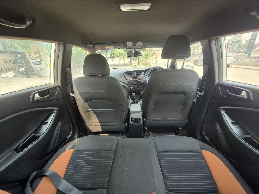 यूज़्ड 2016 ह्युंडई आई20 एक्टिव, Singasandra, Bangalore 15 यूज़्ड 2016 ह्युंडई आई20 एक्टिव, Singasandra, Bangalore 15