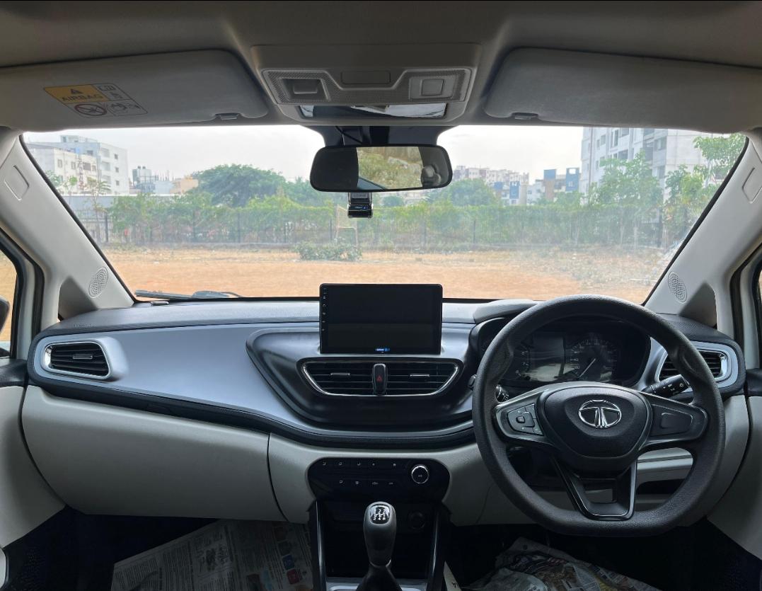 यूज़्ड 2023 टाटा अलट्रोज़, Singasandra, Bangalore 11 यूज़्ड 2023 टाटा अलट्रोज़, Singasandra, Bangalore 11