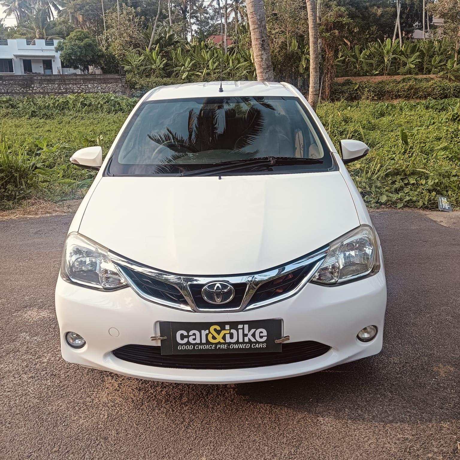 2015 टोयोटा इटिऑस VXD 2015 टोयोटा इटिऑस VXD