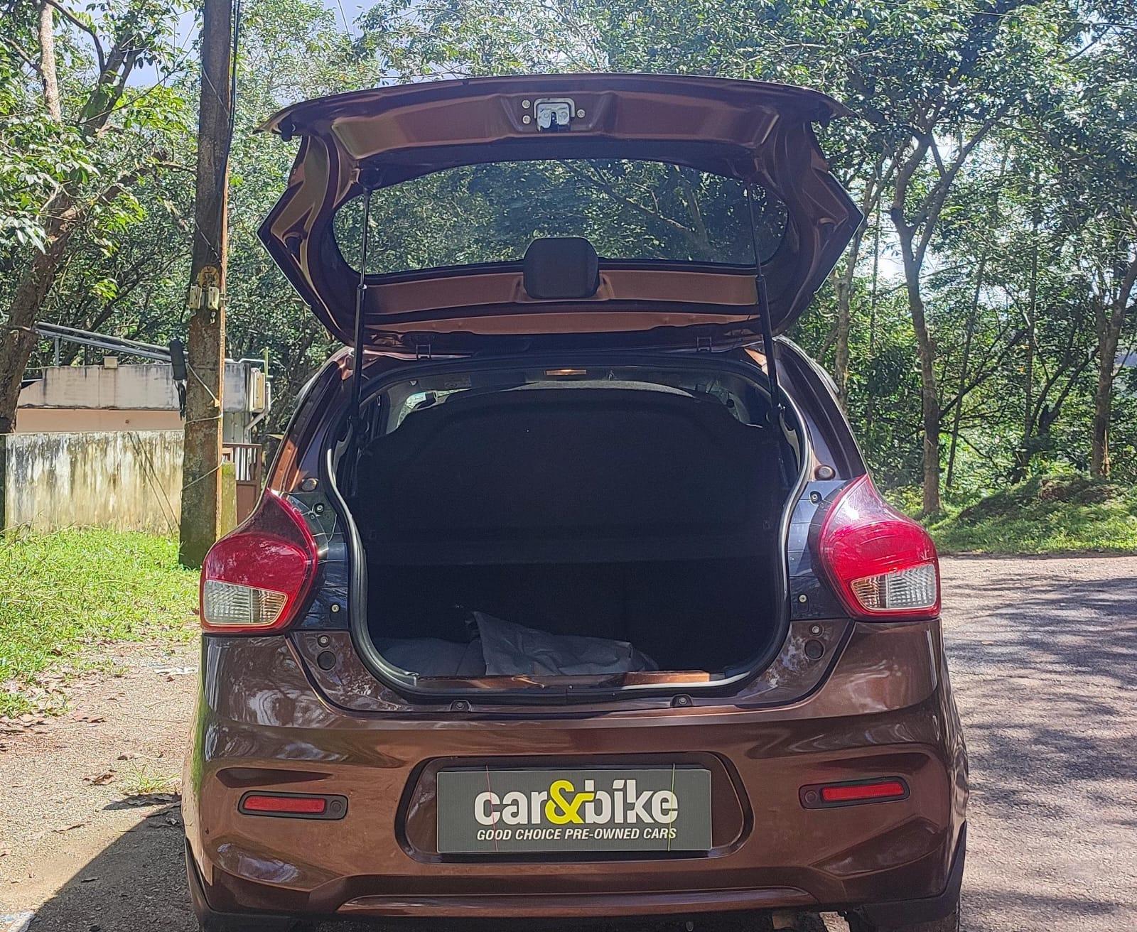 यूज़्ड 2022 मारुति सुजुकी सेलेरियो, Balaramapuram, Thiruvananthapuram 9 यूज़्ड 2022 मारुति सुजुकी सेलेरियो, Balaramapuram, Thiruvananthapuram 9