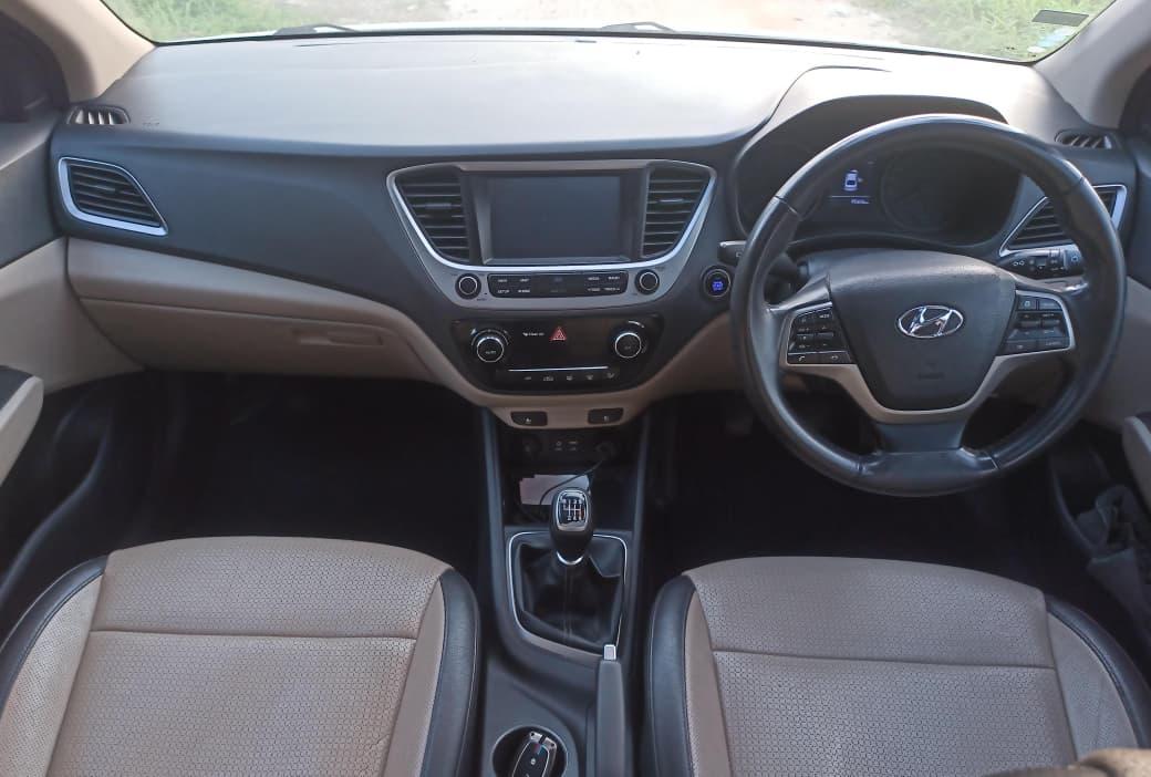 यूज़्ड 2018 ह्युंडई वरना, Balaramapuram, Thiruvananthapuram 11 यूज़्ड 2018 ह्युंडई वरना, Balaramapuram, Thiruvananthapuram 11