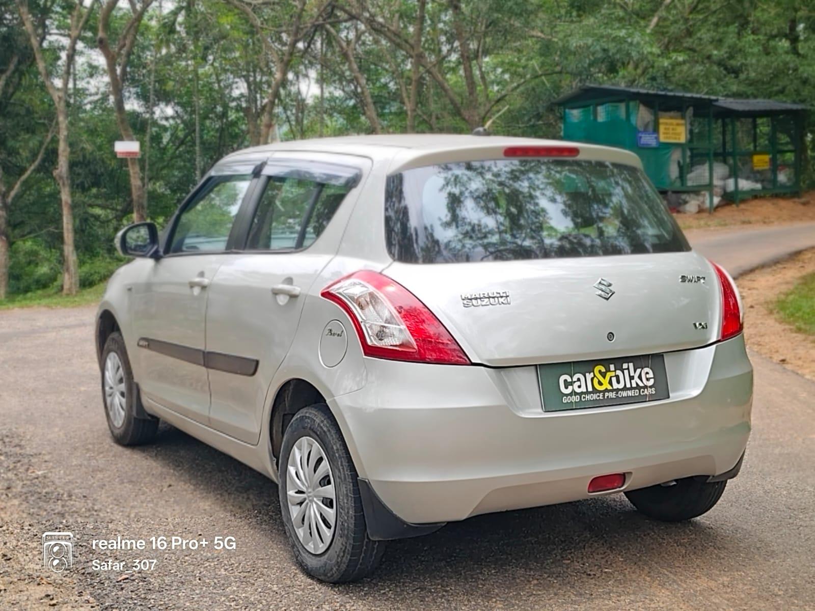 यूज़्ड 2015 मारुति सुजुकी स्विफ्ट, Balaramapuram, Thiruvananthapuram 2 यूज़्ड 2015 मारुति सुजुकी स्विफ्ट, Balaramapuram, Thiruvananthapuram 2