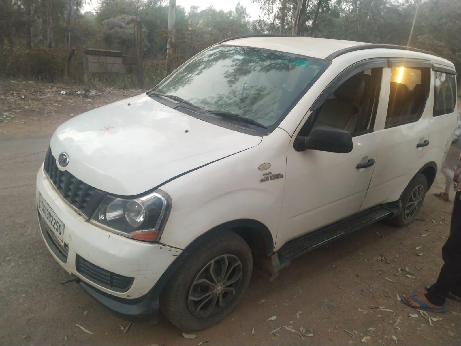 2012 महिंद्रा ज़ाइलो D4 BS 3 2012 महिंद्रा ज़ाइलो D4 BS 3