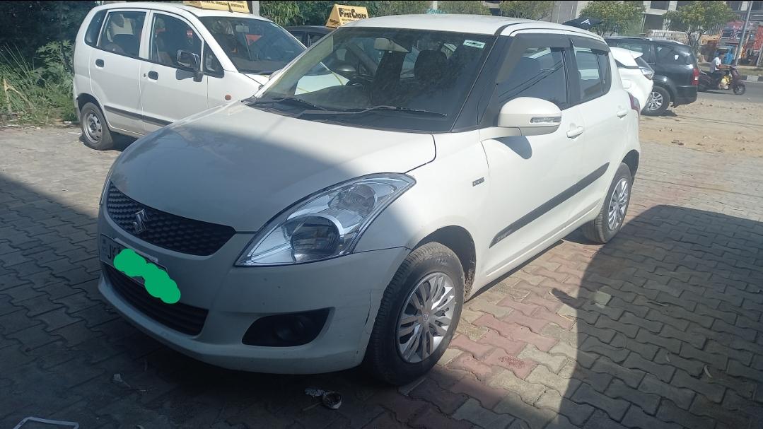 2013 मारुति सुजुकी स्विफ्ट VDI 2013 मारुति सुजुकी स्विफ्ट VDI