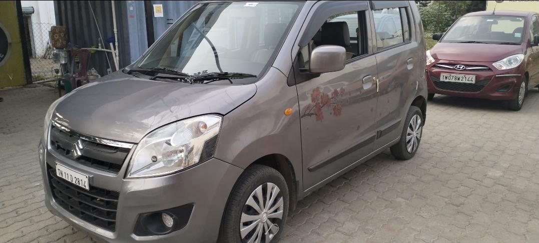 2013 मारुति सुजुकी वैगन आर VXI 1.0 BS IV 2013 मारुति सुजुकी वैगन आर VXI 1.0 BS IV