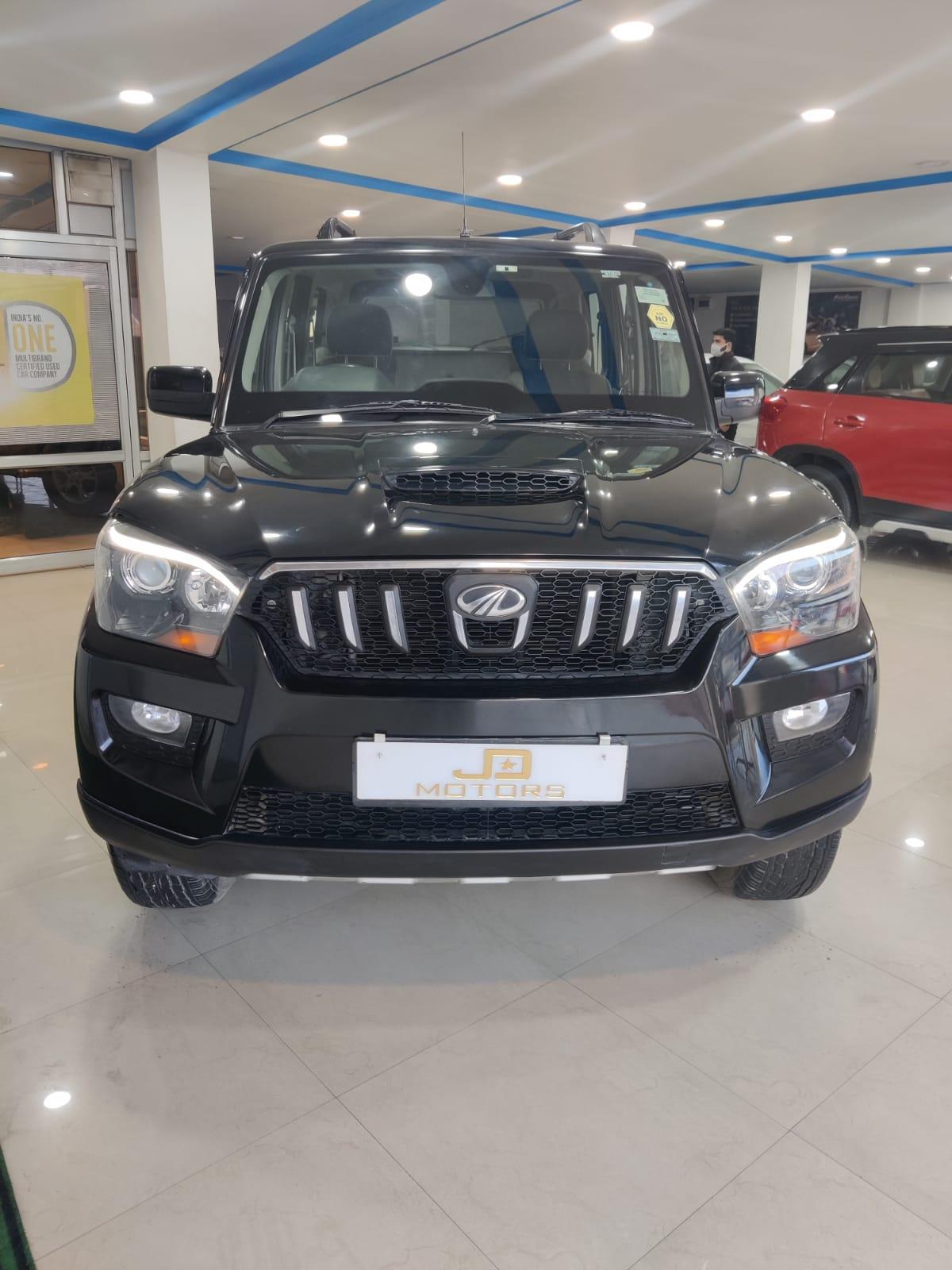 2015 महिंद्रा स्कॉर्पियो S10 2WD 2015 महिंद्रा स्कॉर्पियो S10 2WD