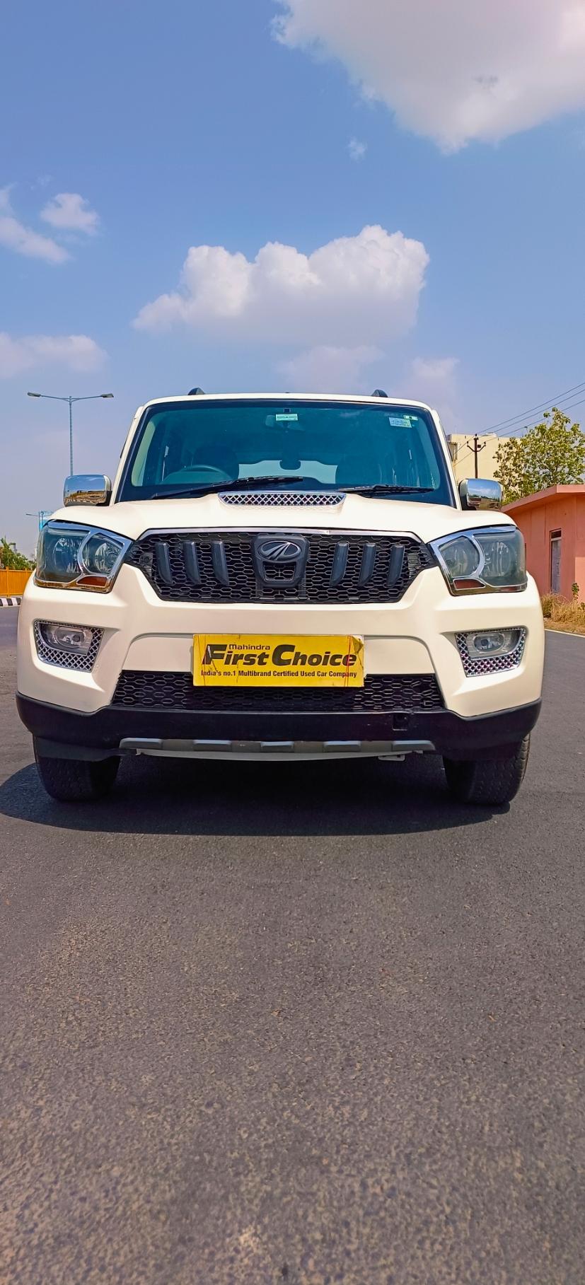 2014 महिंद्रा स्कॉर्पियो S2 2WD 2014 महिंद्रा स्कॉर्पियो S2 2WD