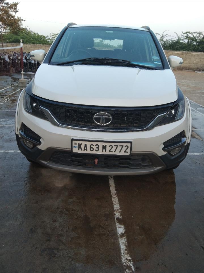 2018 टाटा हेक्सा XTA 4X2 2018 टाटा हेक्सा XTA 4X2