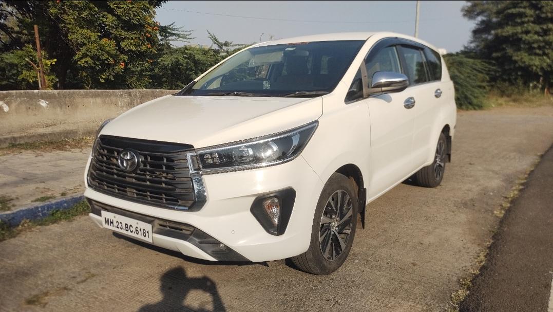 2021 टोयोटा इनोवा क्रिस्टा 2.4 ZX AT 7-Seater 2021 टोयोटा इनोवा क्रिस्टा 2.4 ZX AT 7-Seater
