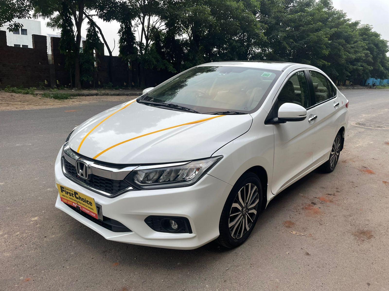 2017 होंडा सिटी ज़ेडएक्स CVT 2017 होंडा सिटी ज़ेडएक्स CVT