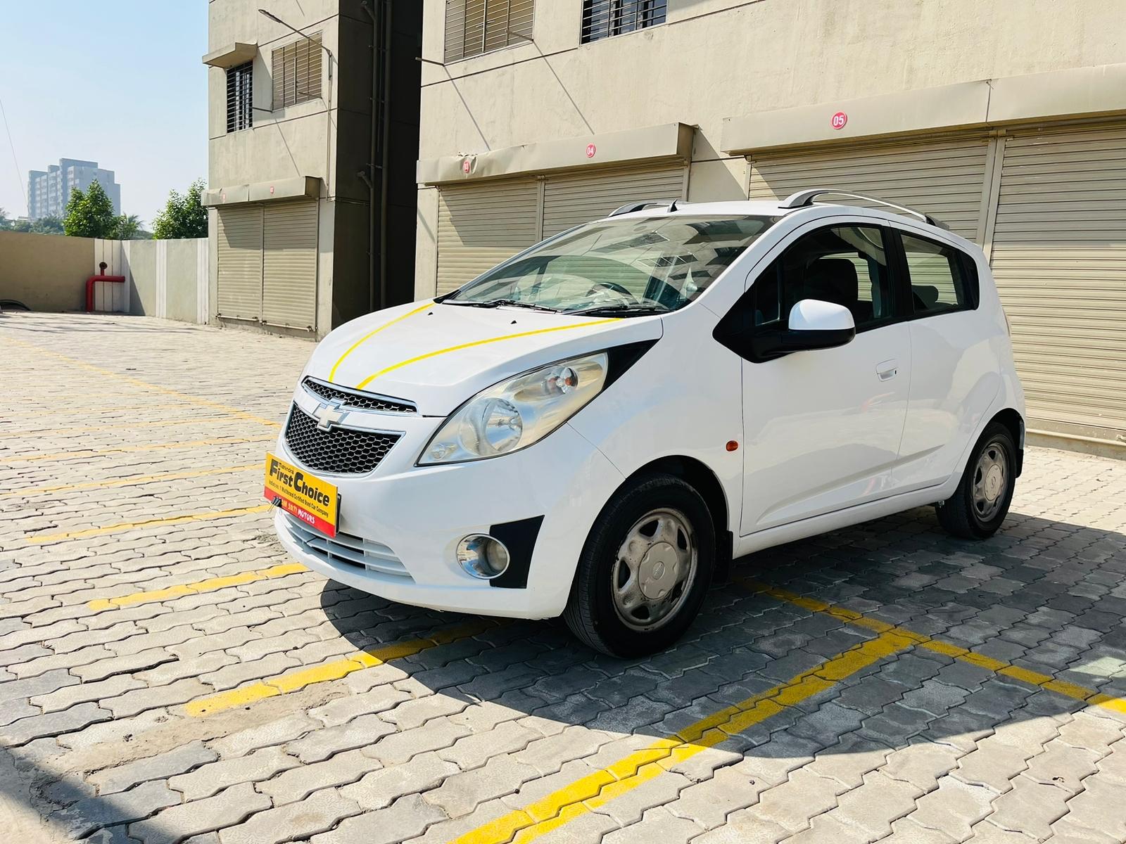 2013 शेव्रोले बीट 1.0 TCDi 2013 शेव्रोले बीट 1.0 TCDi