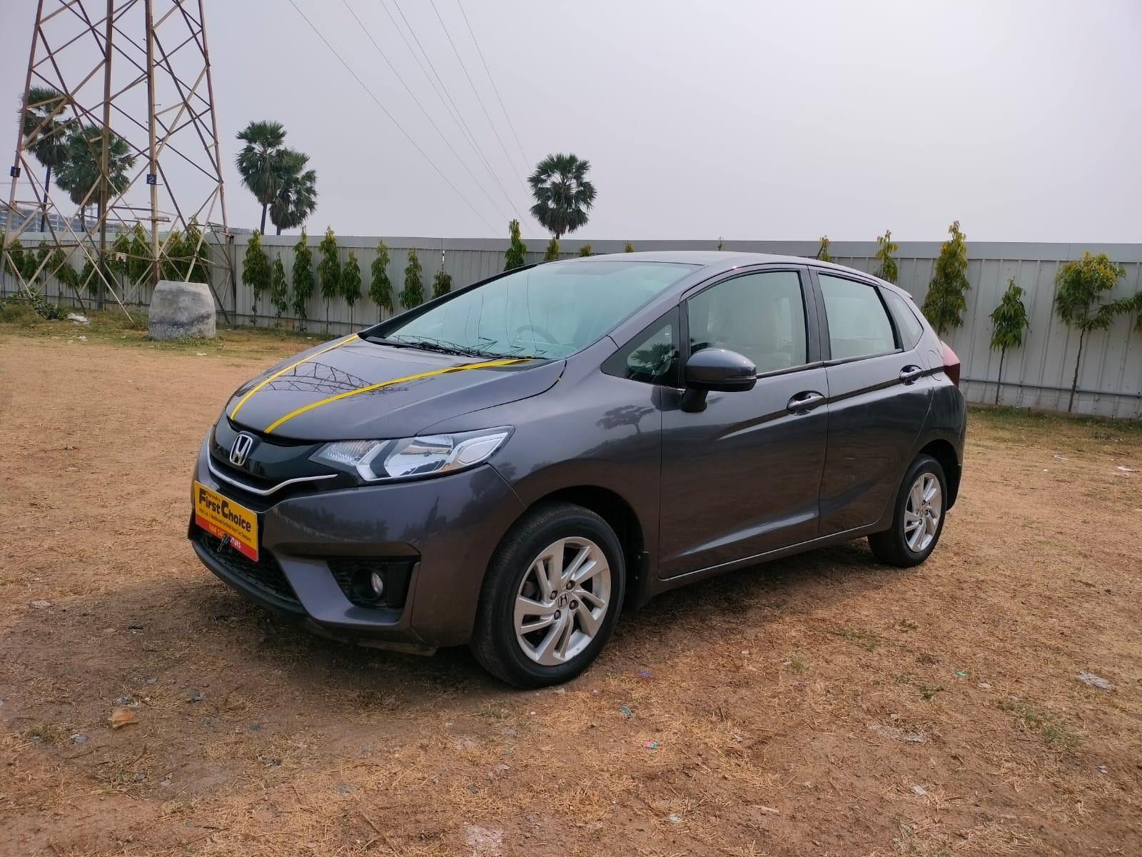 2017 होंडा जैज़ V CVT Petrol BS IV 2017 होंडा जैज़ V CVT Petrol BS IV