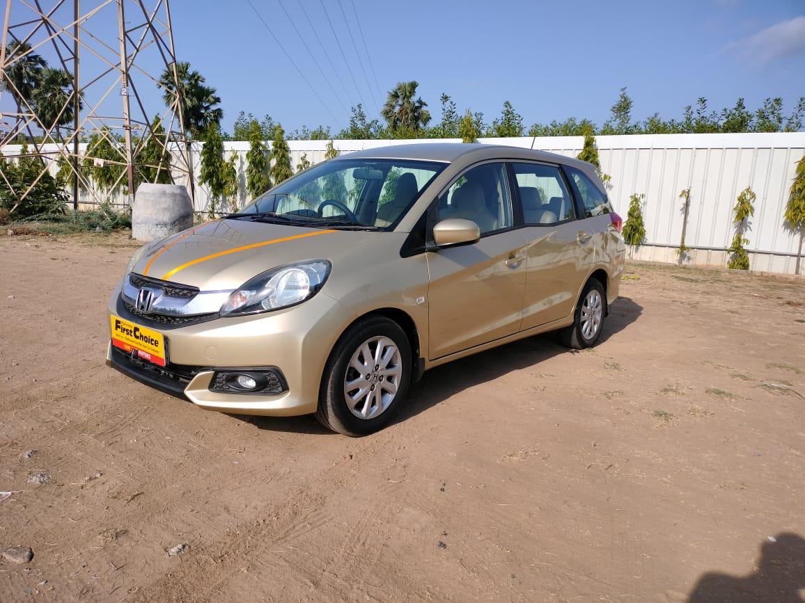 2014 होंडा मोबिलियो V Diesel 2014 होंडा मोबिलियो V Diesel