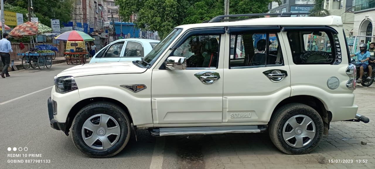 2016 महिंद्रा स्कॉर्पियो S4 2WD 2016 महिंद्रा स्कॉर्पियो S4 2WD