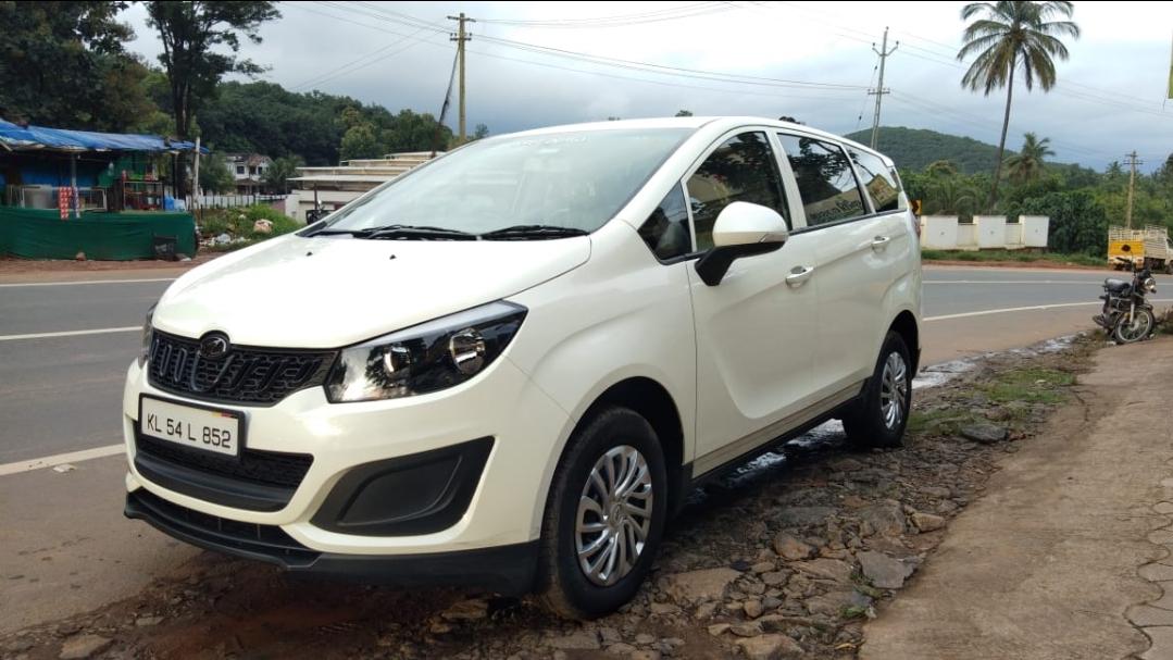 2018 महिंद्रा मराज़ो M4 7-Seater 2018 महिंद्रा मराज़ो M4 7-Seater