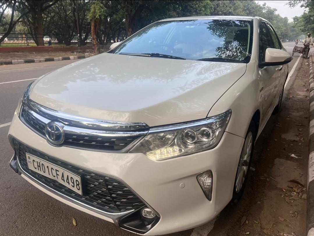 2017 टोयोटा कैमरी Hybrid BS IV 2017 टोयोटा कैमरी Hybrid BS IV