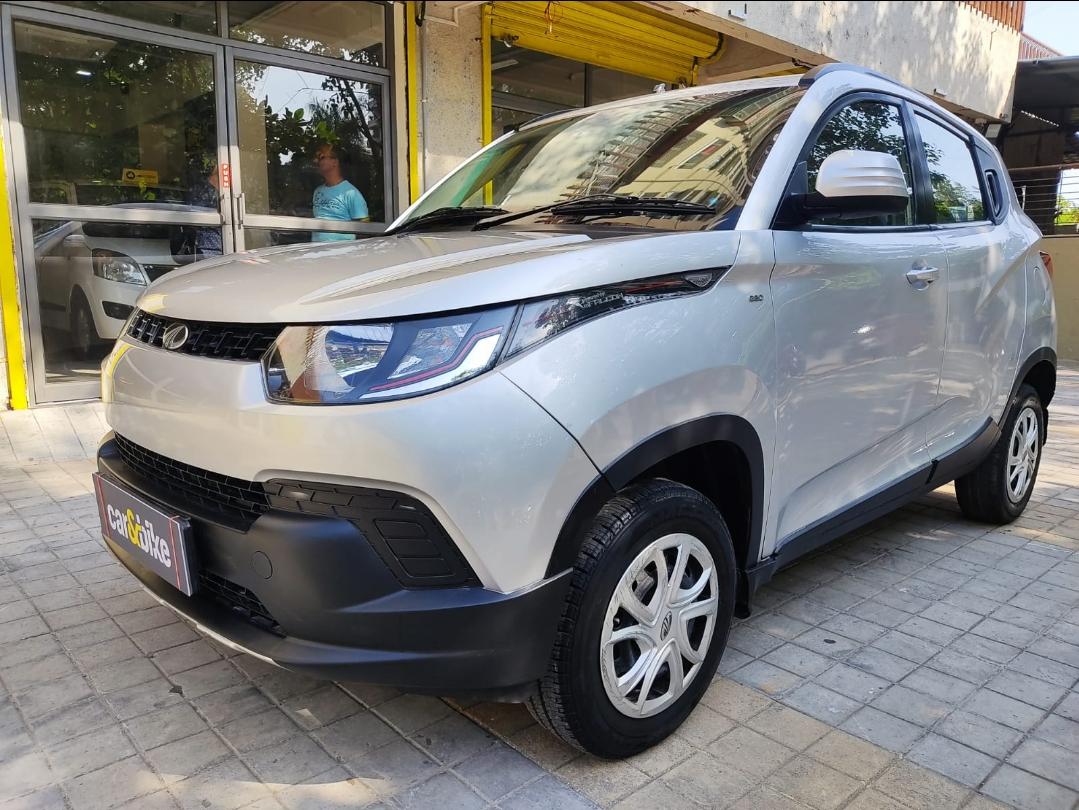 2016 महिंद्रा केयूवी 100 K6 Petrol 5 Seater (2016-2017) 2016 महिंद्रा केयूवी 100 K6 Petrol 5 Seater (2016-2017)