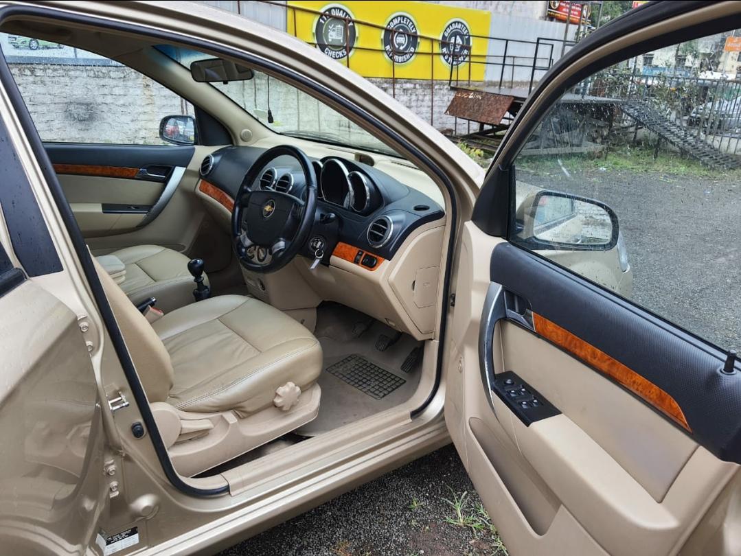 2010 शेव्रोले एविओ 1.4 LT ABS 2010 शेव्रोले एविओ 1.4 LT ABS