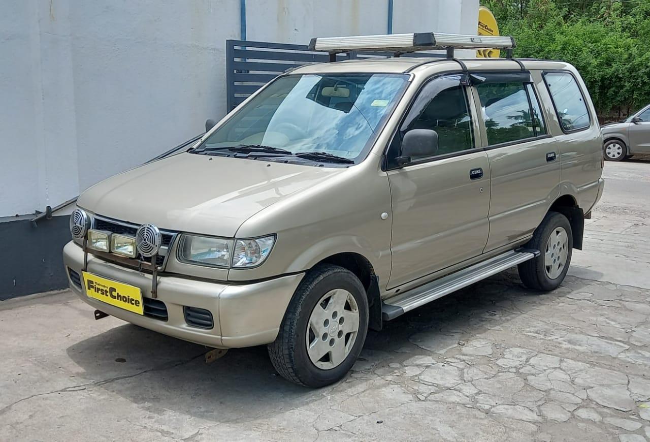 2011 शेव्रोले टवेरा LS B3 10-Str BS-III 2011 शेव्रोले टवेरा LS B3 10-Str BS-III