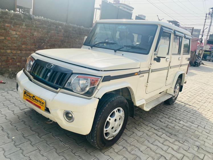 2015 महिंद्रा बोलेरो SLX BS4 2015 महिंद्रा बोलेरो SLX BS4