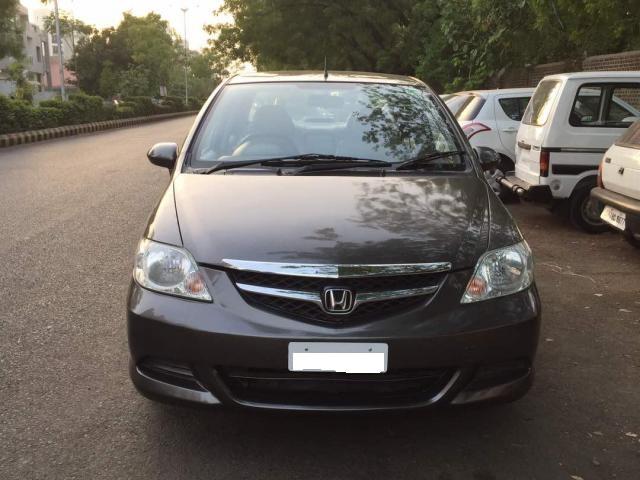 2008 होंडा सिटी ज़ेडएक्स GXI 2008 होंडा सिटी ज़ेडएक्स GXI