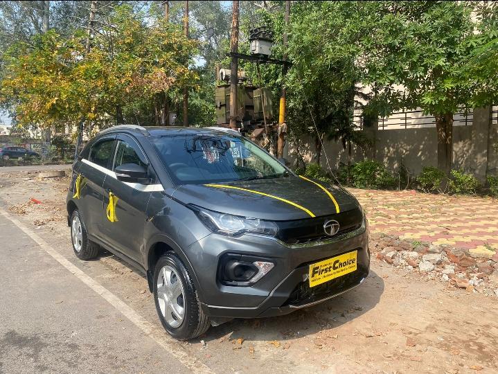 2022 टाटा नेक्सन Revotron XM 2022 टाटा नेक्सन Revotron XM