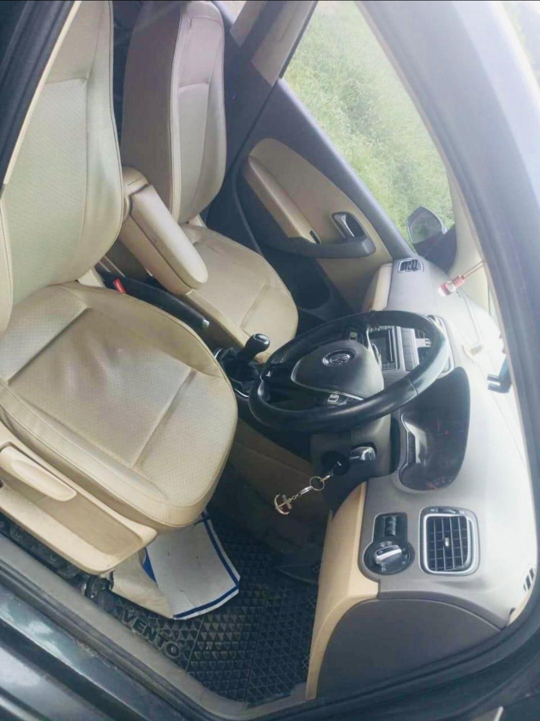 यूज़्ड 2016 फॉक्सवैगन वेंटो, Maradu, Kochi 2 यूज़्ड 2016 फॉक्सवैगन वेंटो, Maradu, Kochi 2