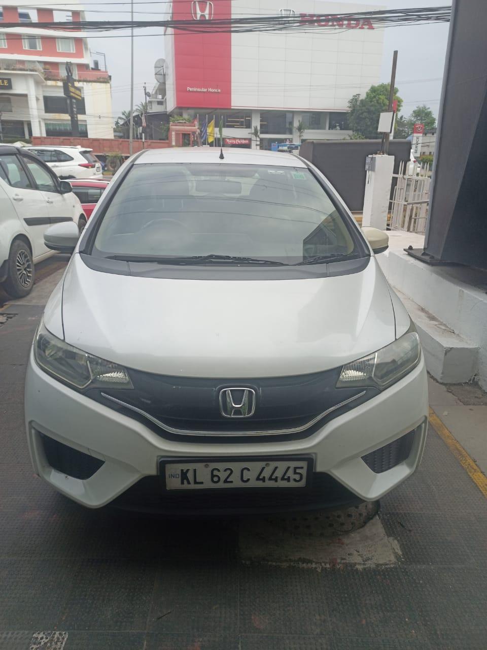 यूज़्ड 2016 होंडा जैज़, Maradu, Kochi यूज़्ड 2016 होंडा जैज़, Maradu, Kochi