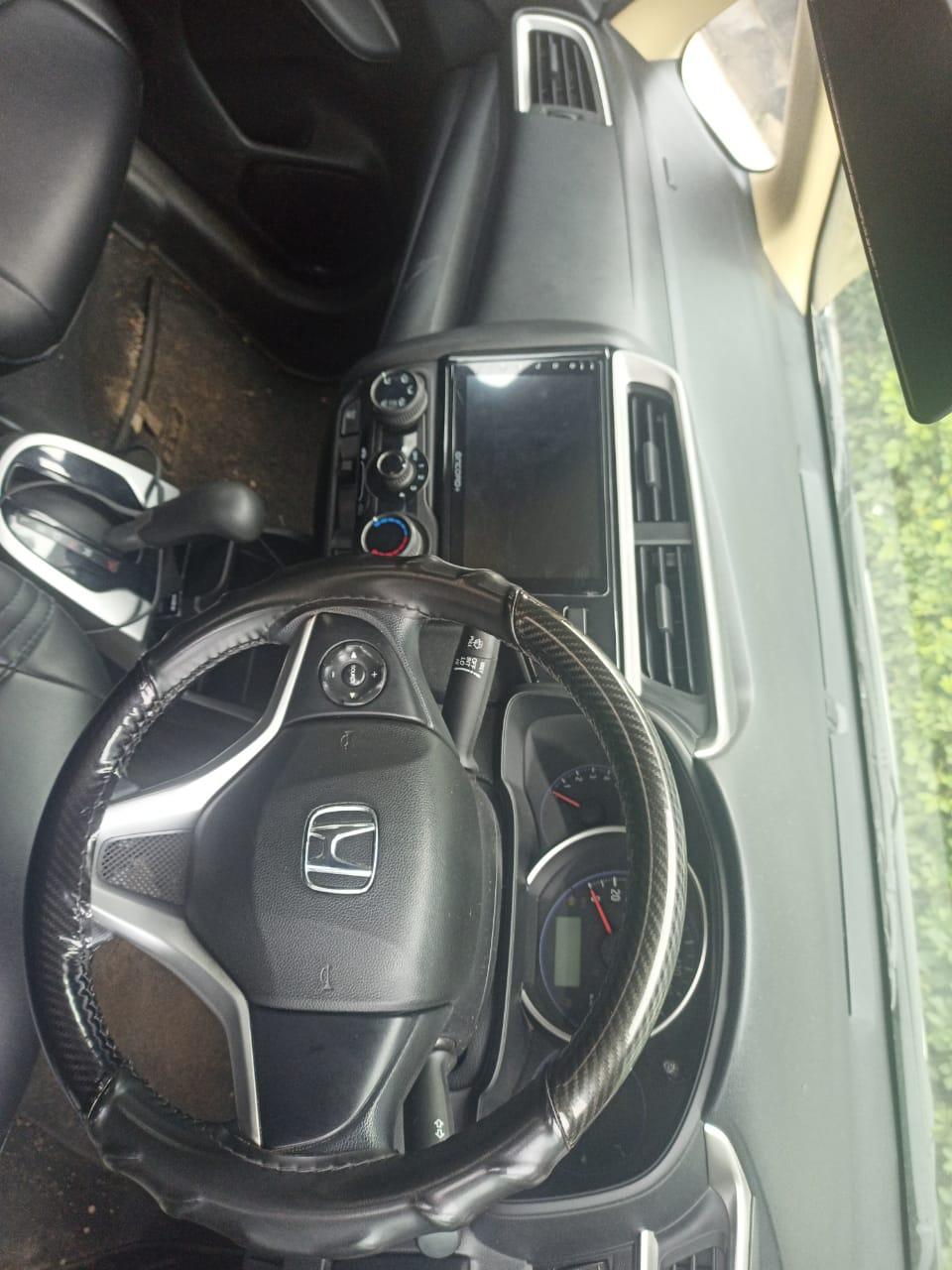 यूज़्ड 2016 होंडा जैज़, Maradu, Kochi 3 यूज़्ड 2016 होंडा जैज़, Maradu, Kochi 3