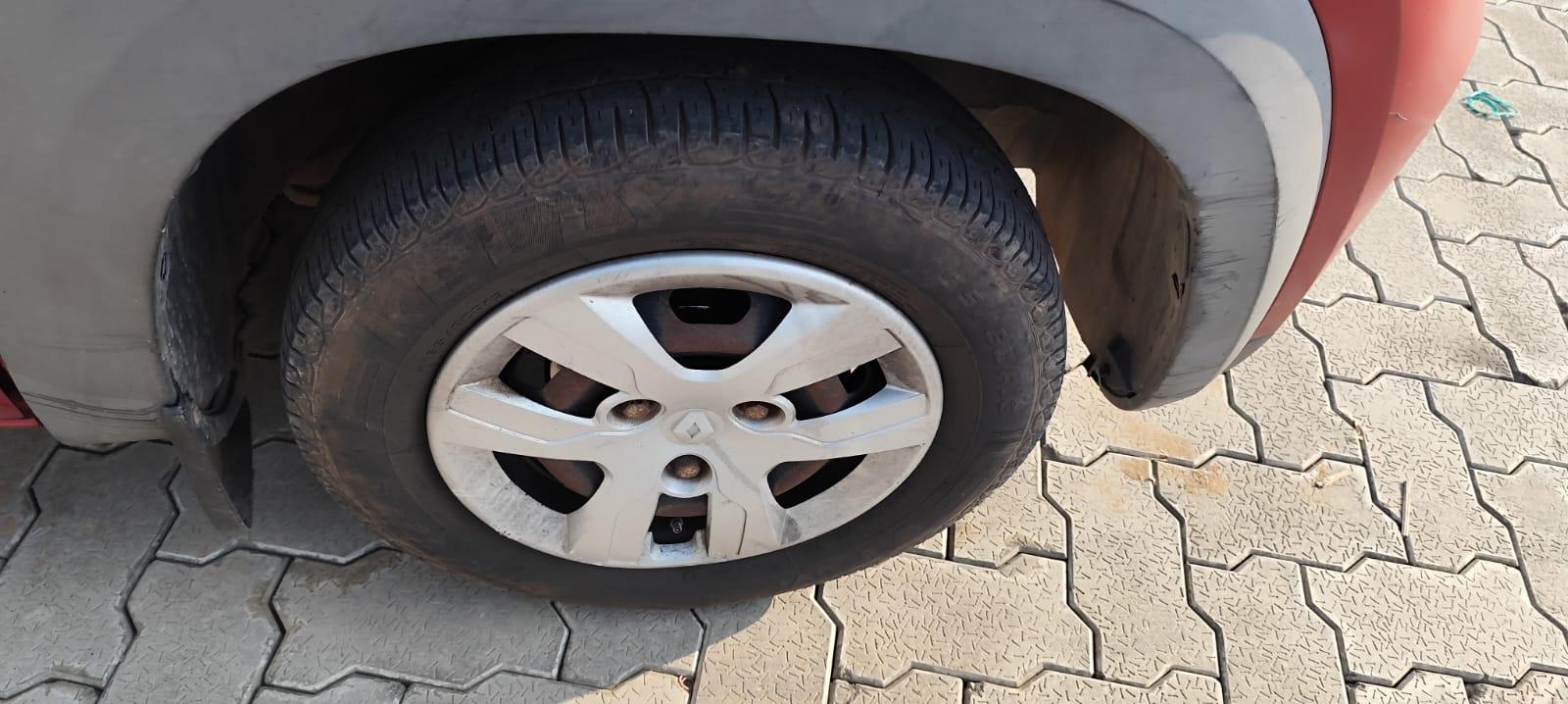 यूज़्ड 2016 रेनो क्विड, Maradu, Kochi 1 यूज़्ड 2016 रेनो क्विड, Maradu, Kochi 1