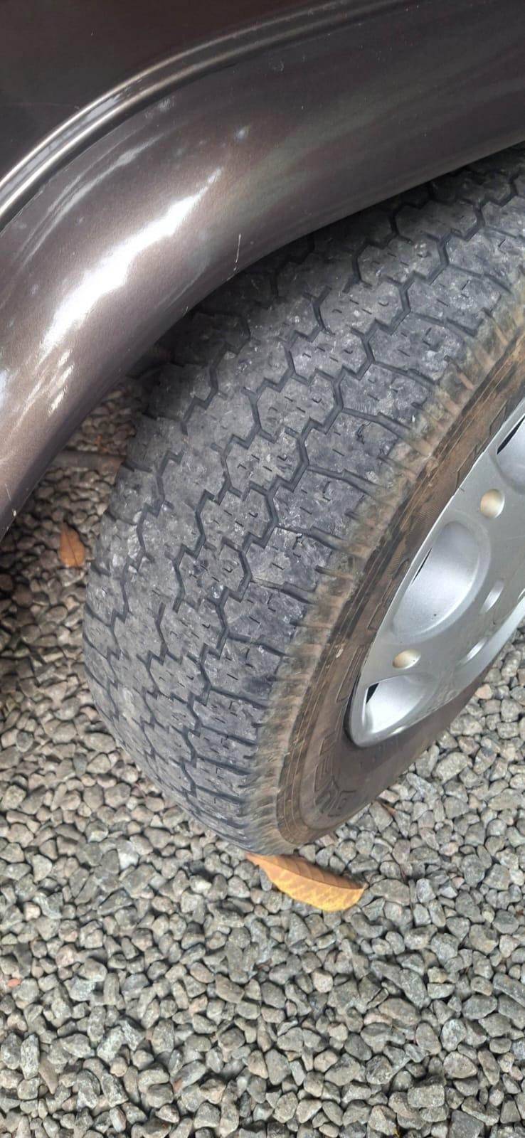 यूज़्ड 2015 महिंद्रा बोलेरो, Maradu, Kochi 2 यूज़्ड 2015 महिंद्रा बोलेरो, Maradu, Kochi 2