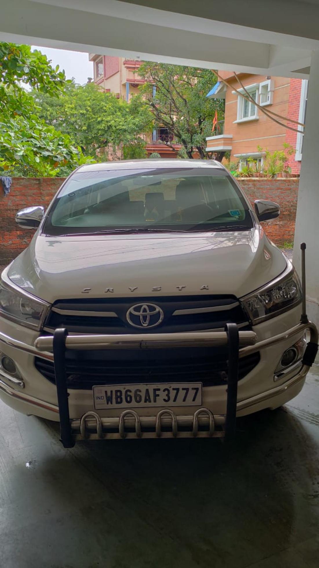 2019 टोयोटा इनोवा क्रिस्टा 2.4 G MT 7-Seater BS IV 2019 टोयोटा इनोवा क्रिस्टा 2.4 G MT 7-Seater BS IV