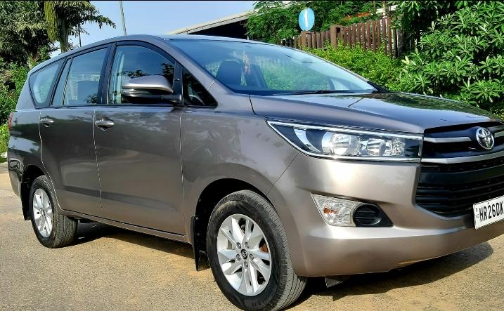 2017 टोयोटा इनोवा क्रिस्टा 2.4 G MT 7-Seater BS IV 2017 टोयोटा इनोवा क्रिस्टा 2.4 G MT 7-Seater BS IV