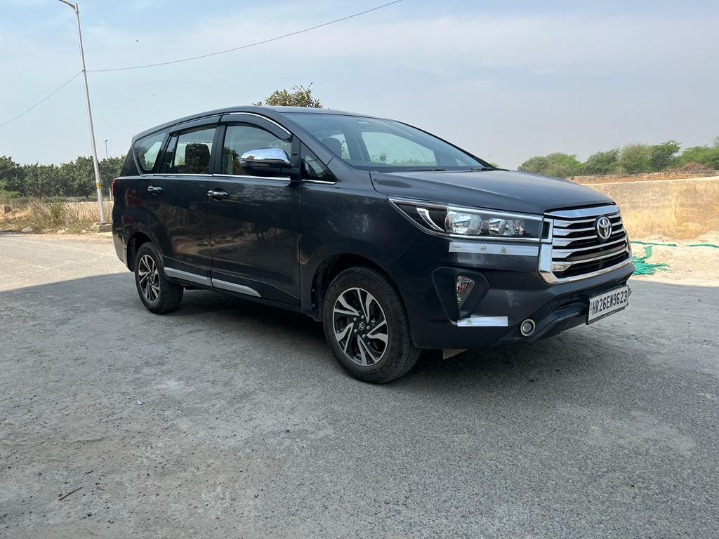 2021 टोयोटा इनोवा क्रिस्टा 2.4 G MT 7-Seater BS IV 2021 टोयोटा इनोवा क्रिस्टा 2.4 G MT 7-Seater BS IV