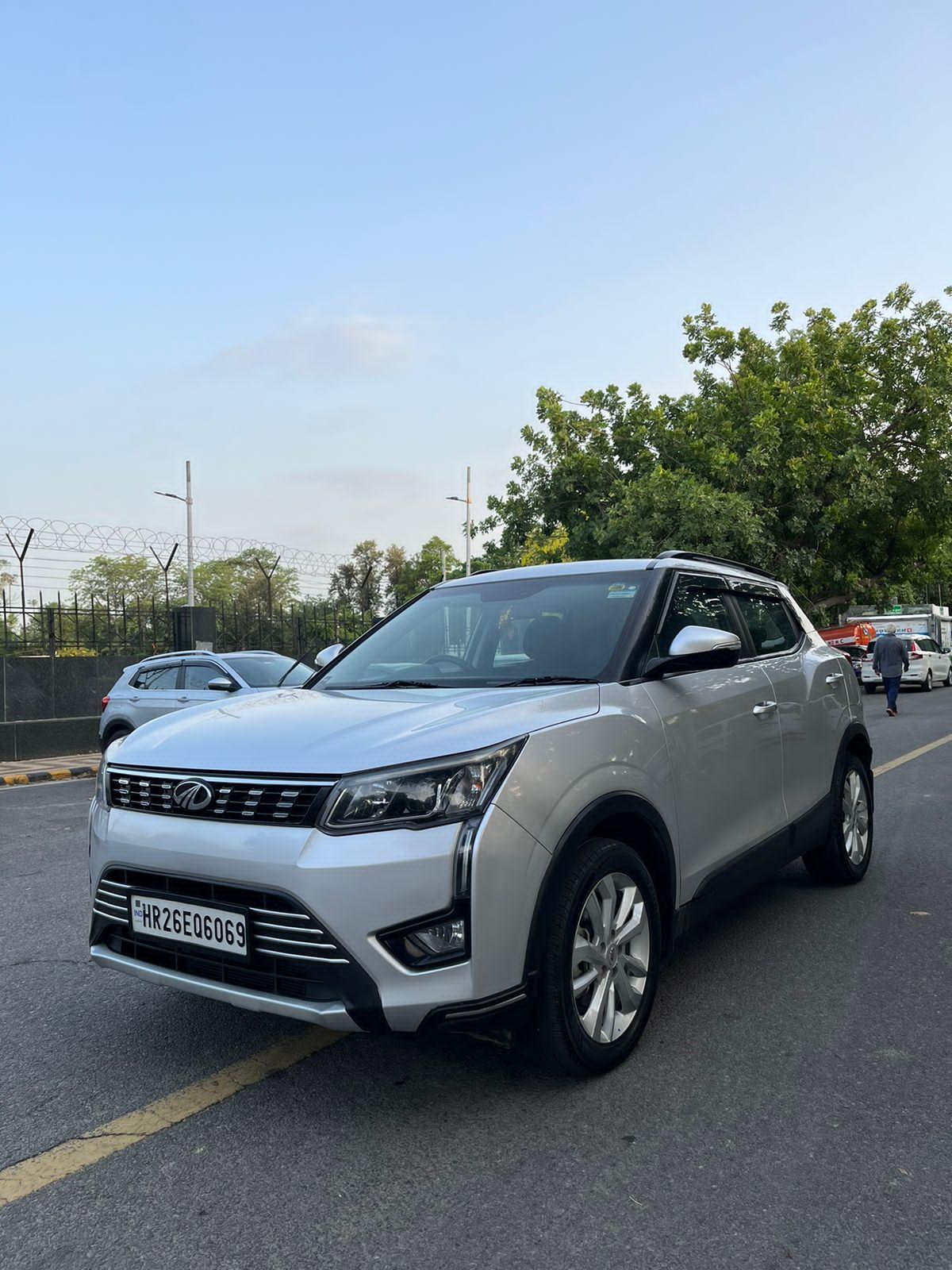 2021 महिंद्रा एक्सयूवी300 W8 Diesel BS IV 2021 महिंद्रा एक्सयूवी300 W8 Diesel BS IV