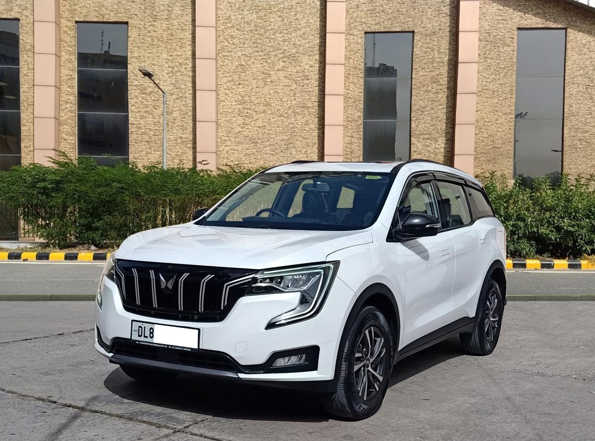 2022 महिंद्रा एक्सयूवी700 AX5 MT Diesel 5 STR 2022 महिंद्रा एक्सयूवी700 AX5 MT Diesel 5 STR