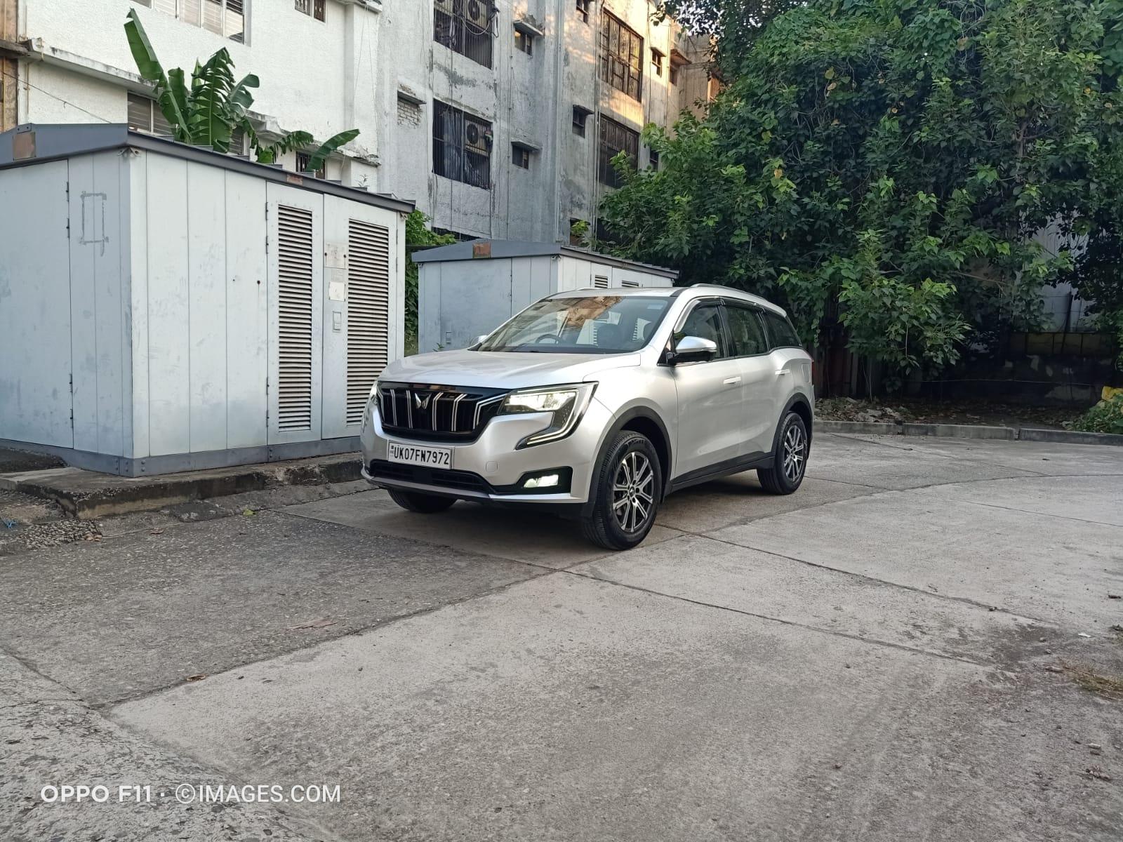 2023 महिंद्रा एक्सयूवी700 AX7 AT Luxury Petrol 7 STR 2023 महिंद्रा एक्सयूवी700 AX7 AT Luxury Petrol 7 STR