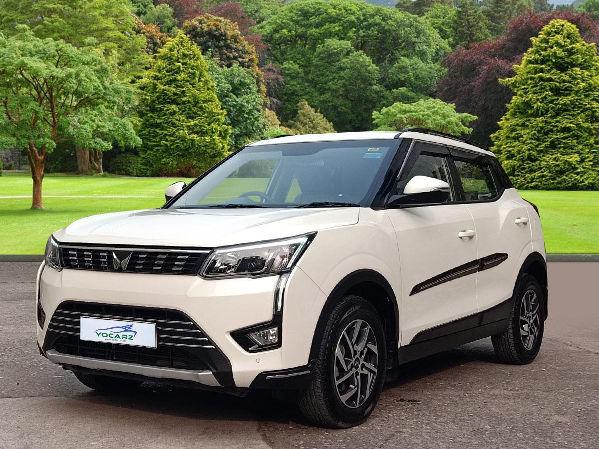 2023 महिंद्रा एक्सयूवी300 W8 (O) AMT 2023 महिंद्रा एक्सयूवी300 W8 (O) AMT