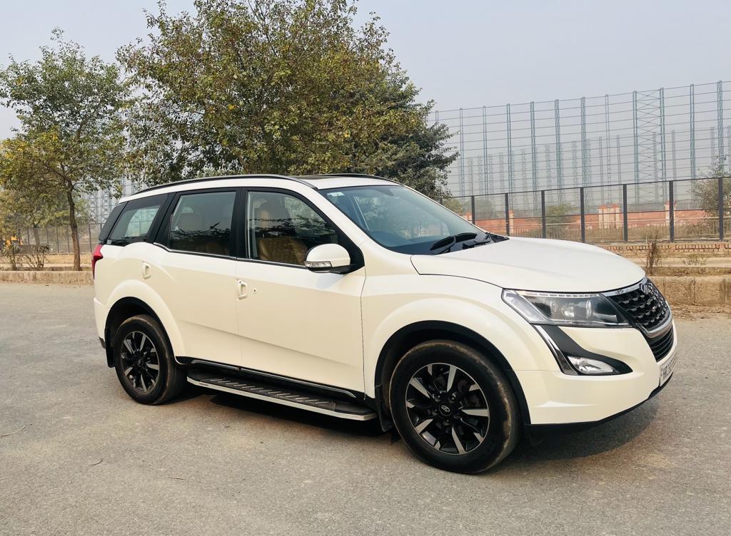 2020 महिंद्रा एक्सयूवी500 W11 2020 महिंद्रा एक्सयूवी500 W11