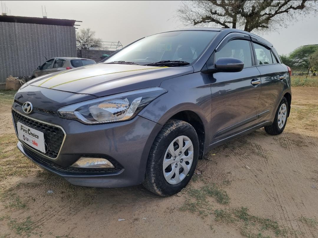 2017 ह्युंडई ईलाइट आई20 1.4 Sportz Diesel 2017 ह्युंडई ईलाइट आई20 1.4 Sportz Diesel